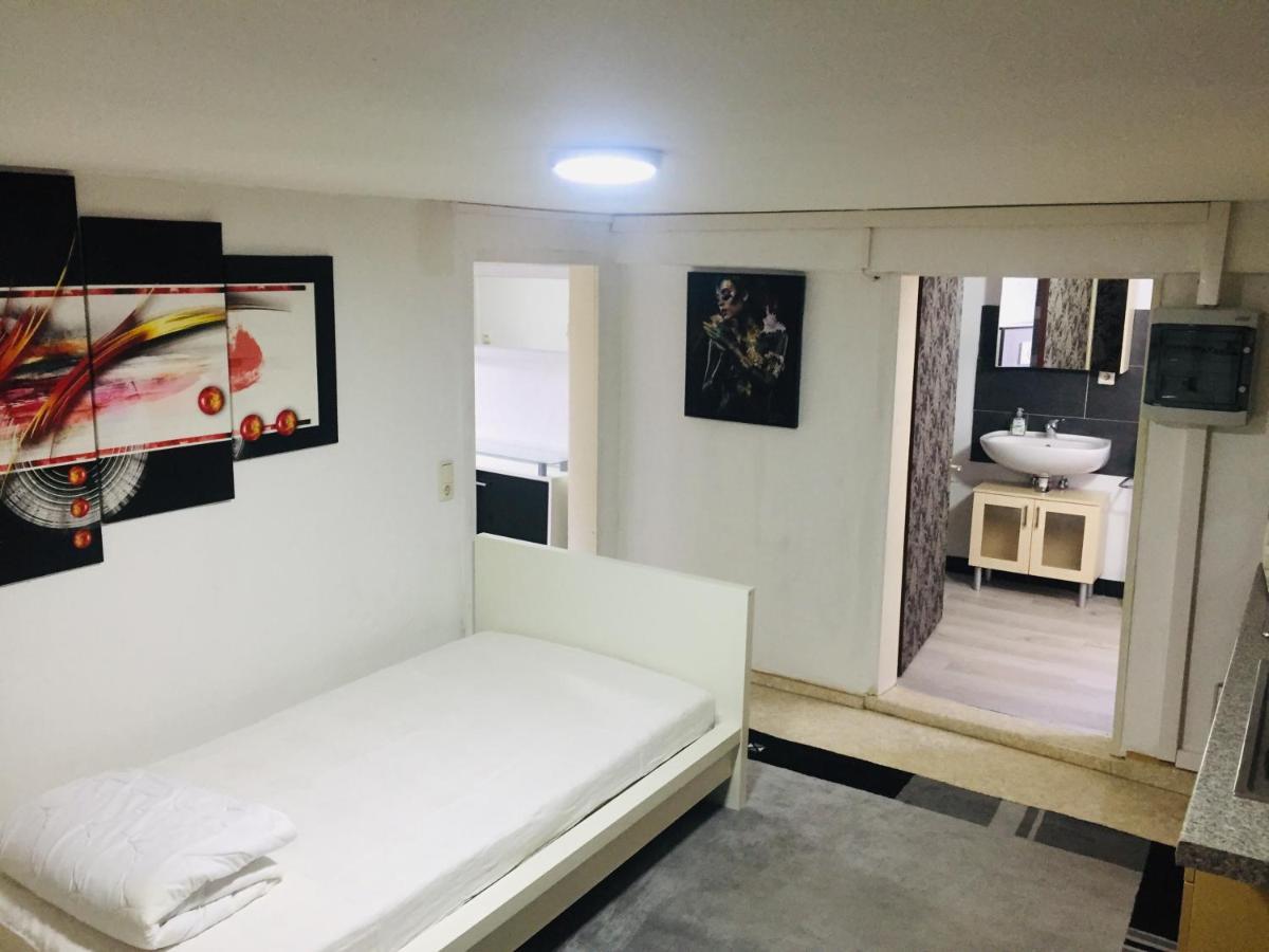 Ferienwohnung, 2 Zimmer, Küche,Bad Staufenberg  Exterior foto