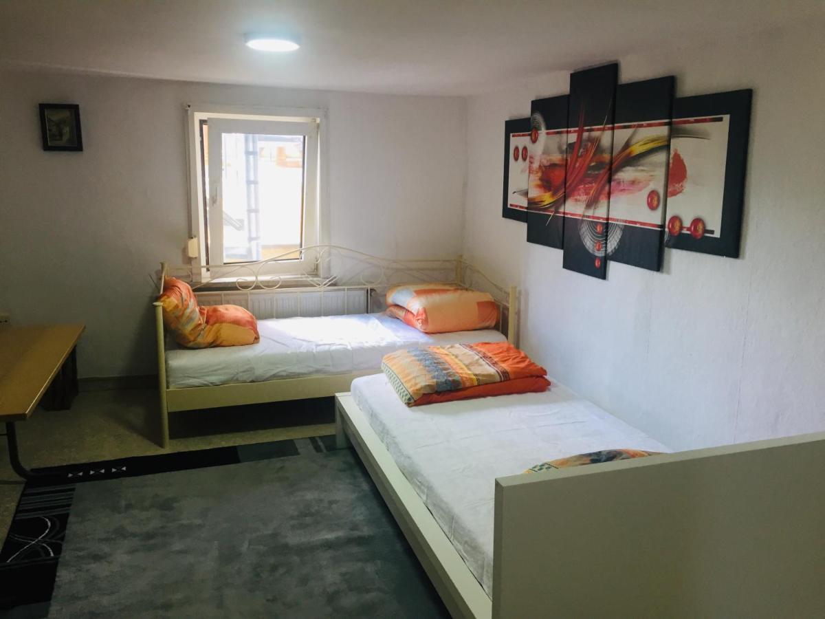 Ferienwohnung, 2 Zimmer, Küche,Bad Staufenberg  Exterior foto